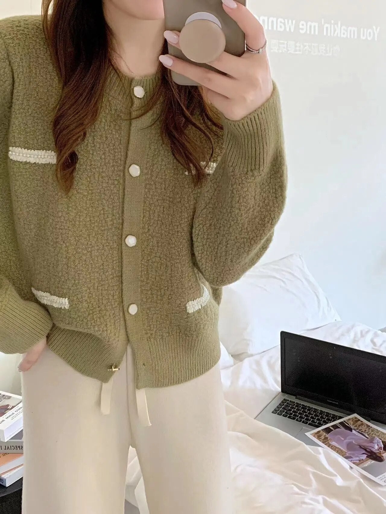 Autumn New Fresh Sweet Soft Glutinous Loose Long Sleeve Knitted Cardigan Sweater Short Coat Top