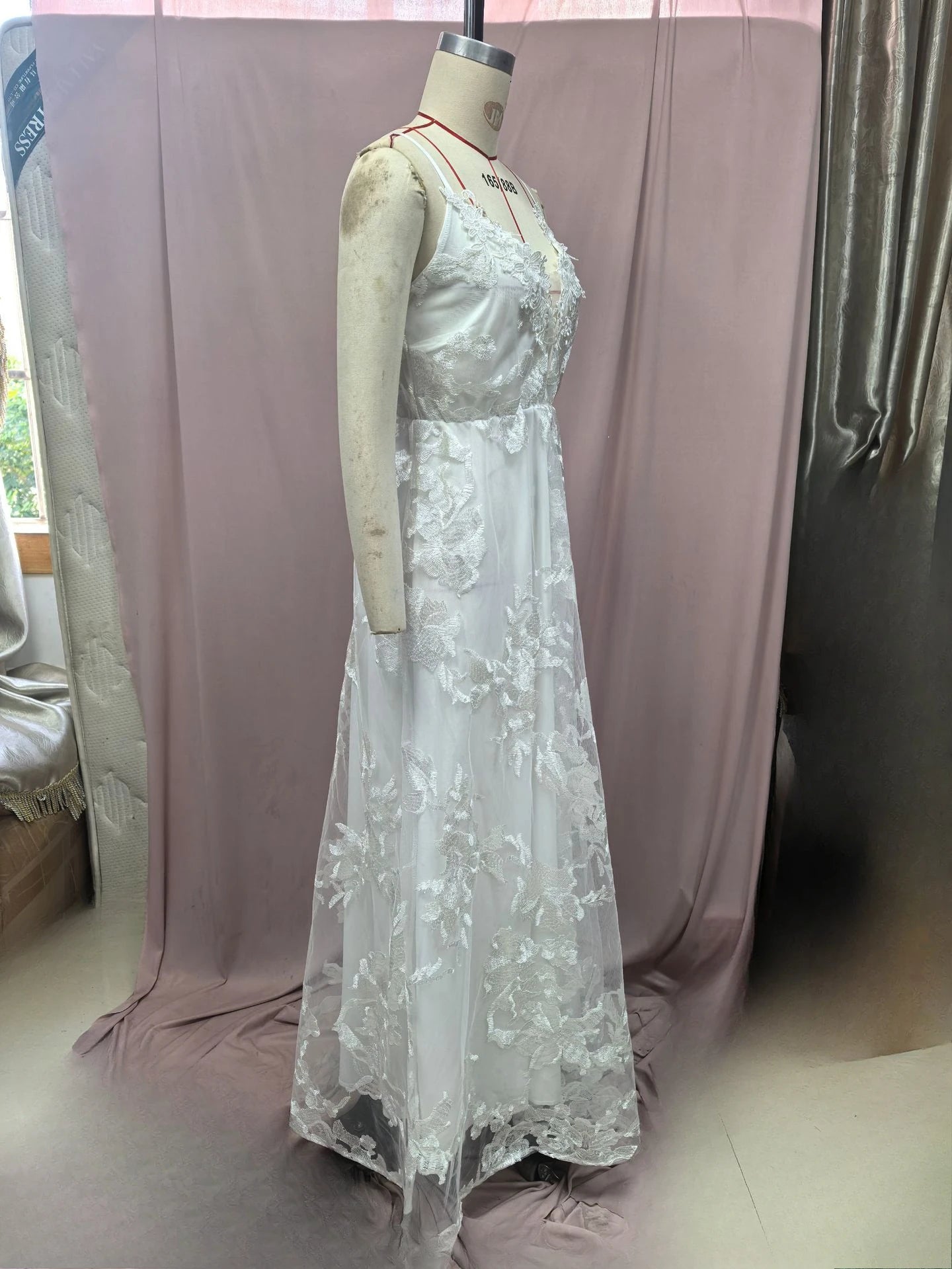 Sexy V-neck Open Back Spaghetti Straps Lace Long Dress White