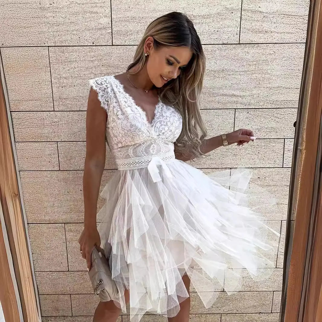 Sexy V-neck Lace Short Party Dress