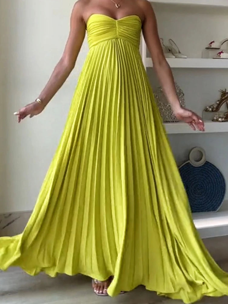 Elegant Solid Color Strapless Pleated Chiffon Long Dress