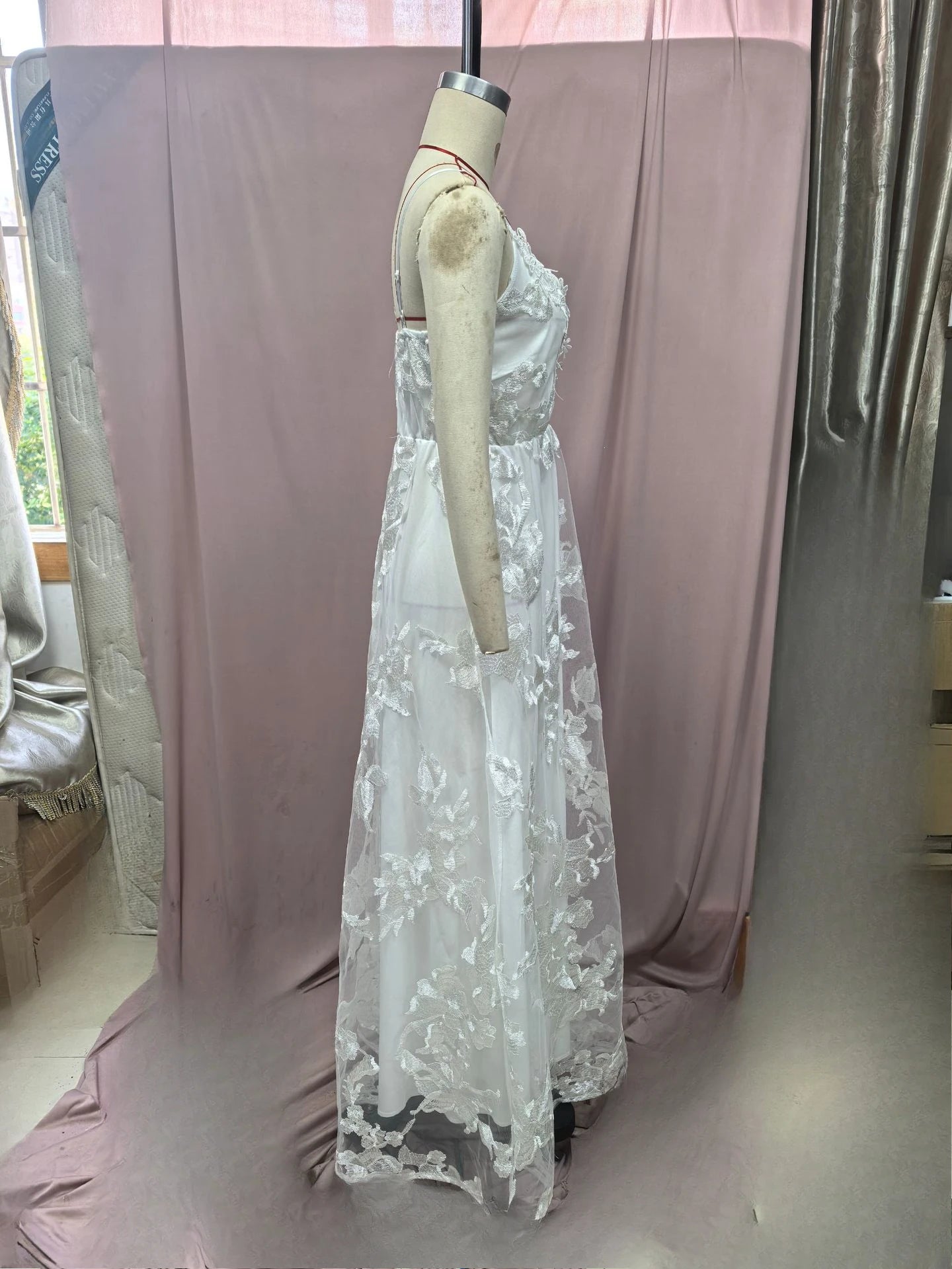 Sexy V-neck Open Back Spaghetti Straps Lace Long Dress White