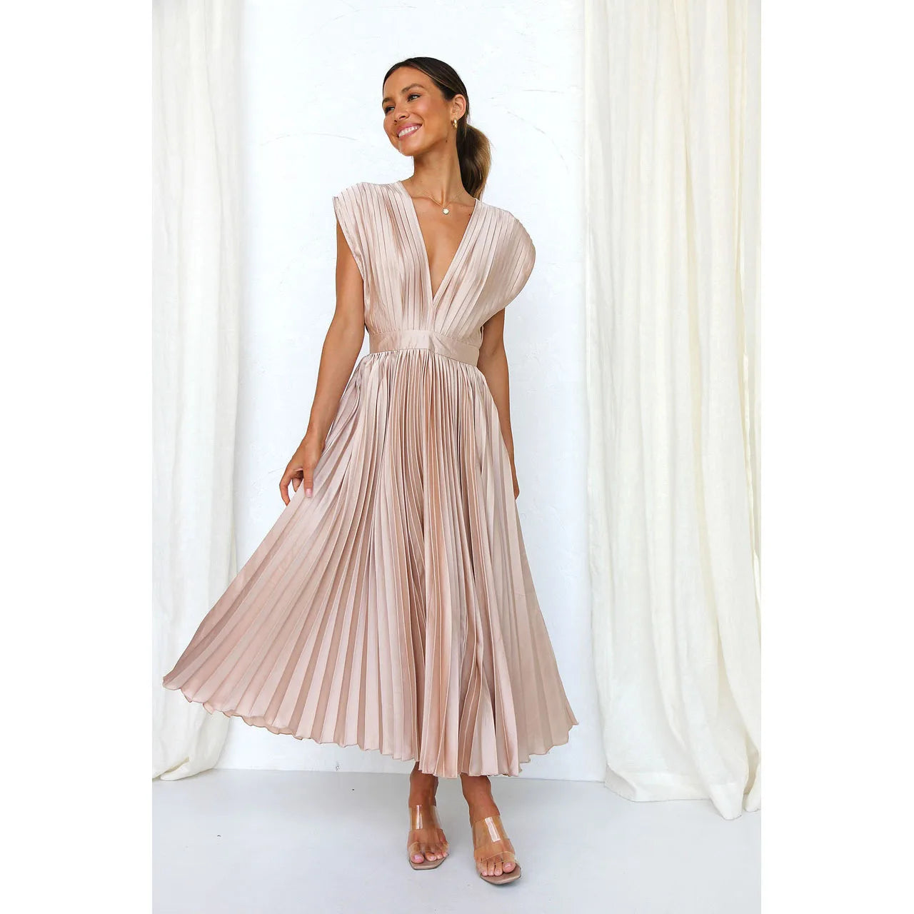 Summer New Sexy Deep V-neck Open Back Pleated Casual Loose Sleeveless Dress
