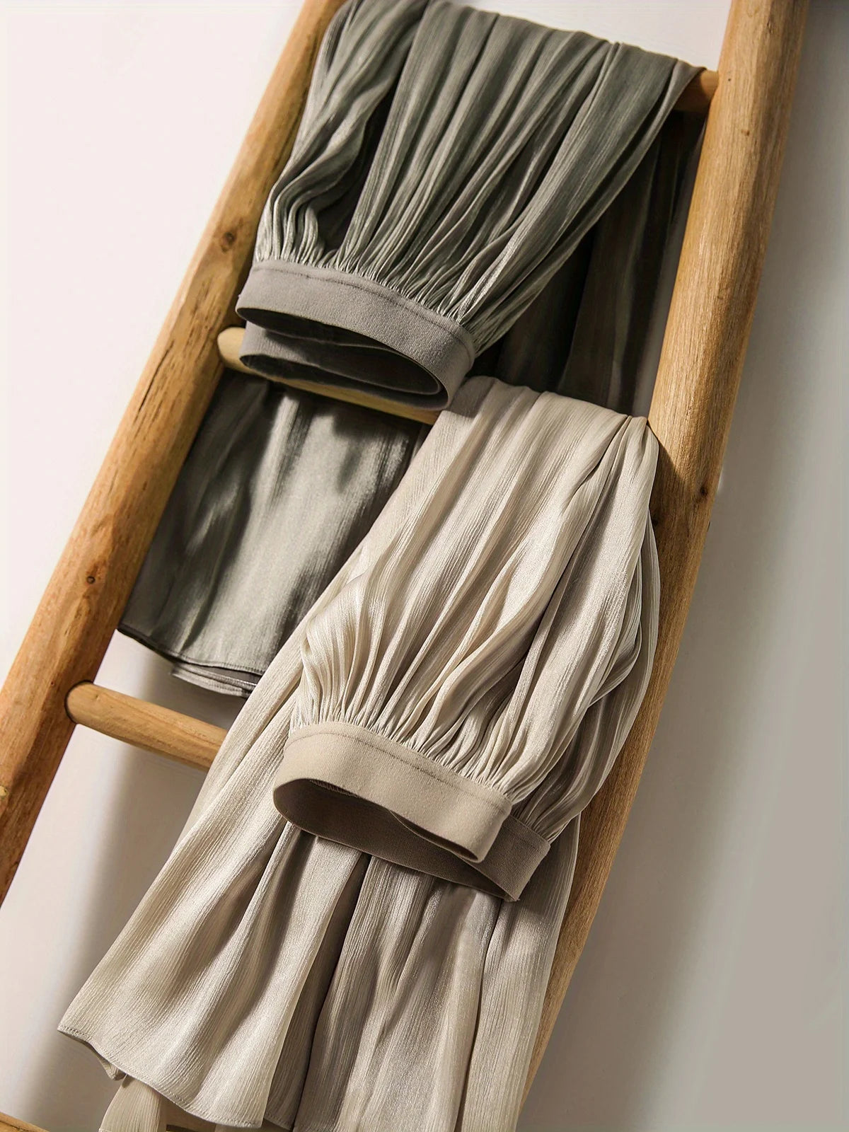 Elegant High Waist Stylish Comfortable Pleated Skirt
